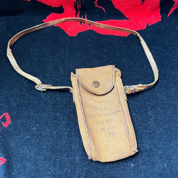 Vintage W.W. 2 Camera Bag. Kodak. Flying Officer Waterman. Highly Collectable. - Picture 1 of 11
